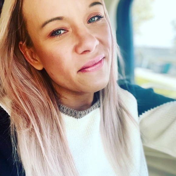 Meet your Posher, Ashley - Picture 3 of 8